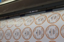 https://www.stickershop.lv/uzlimes/uploads/photos/96447f3d577bb272b2e3b636321a54e5.JPG