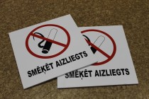 https://www.stickershop.lv/uzlimes/uploads/photos/c0f031275836329d30494bfc2d3f0902.JPG